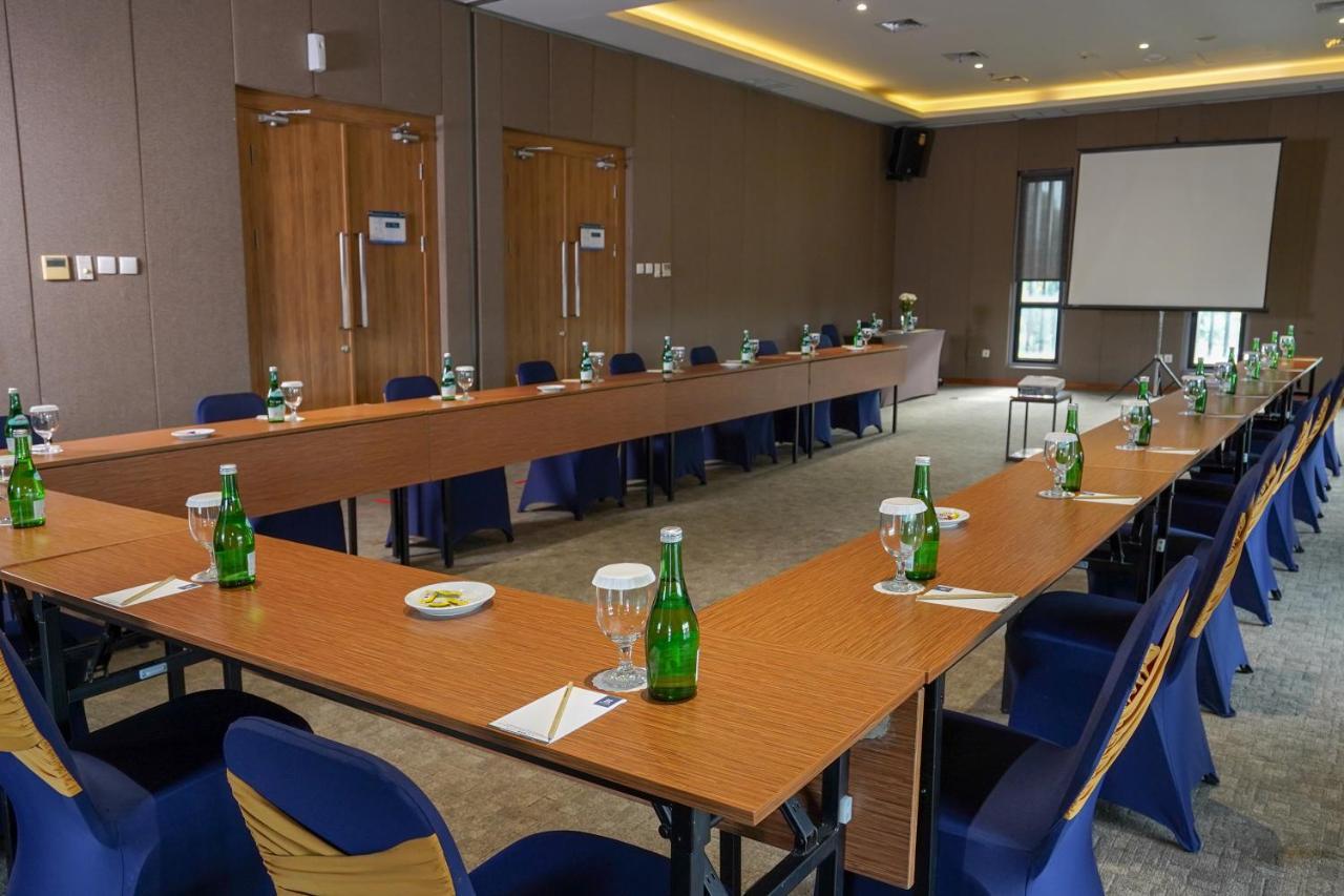 Batiqa Hotel Lampung Bandar Lampung Buitenkant foto