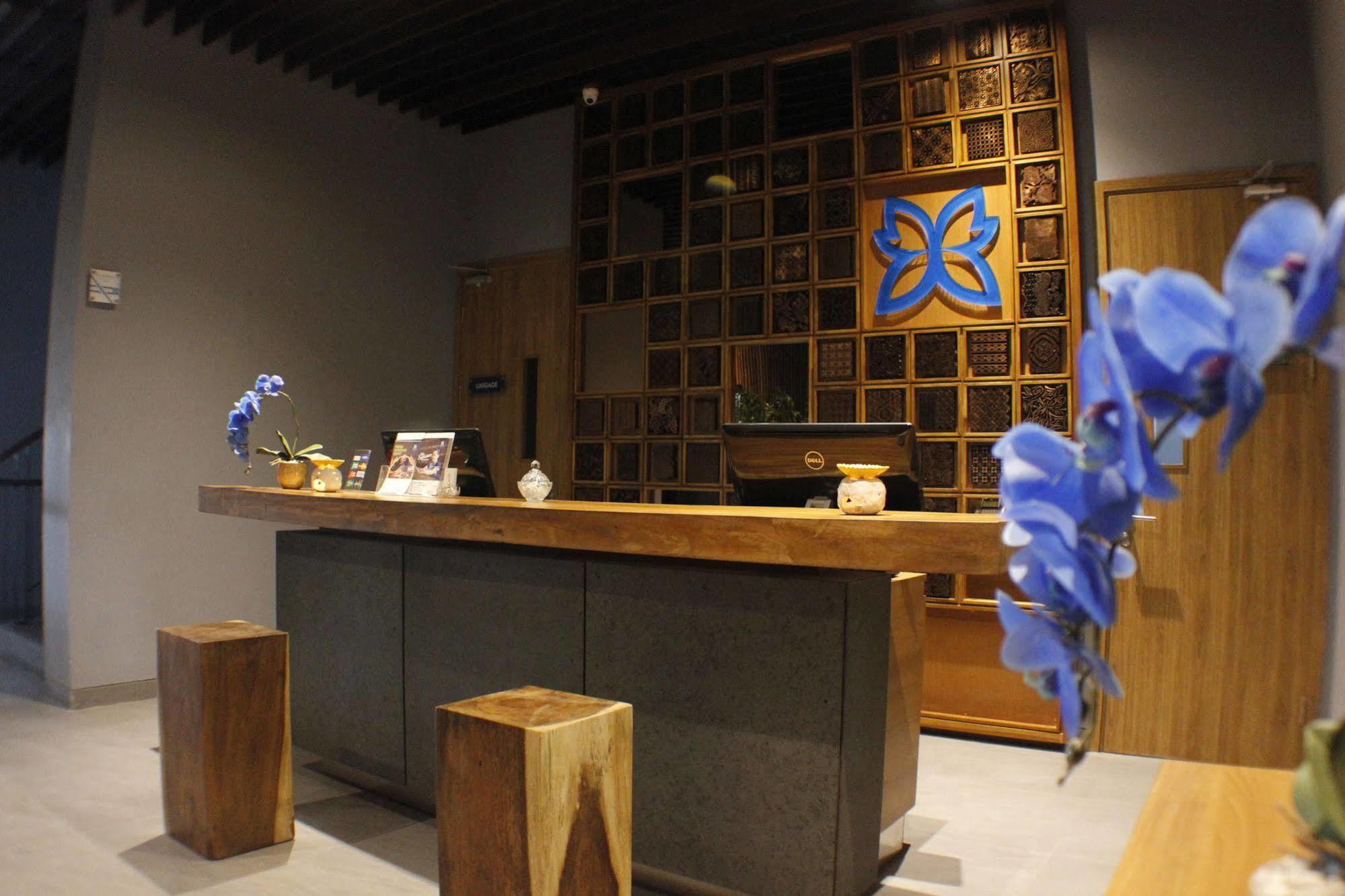 Batiqa Hotel Lampung Bandar Lampung Buitenkant foto